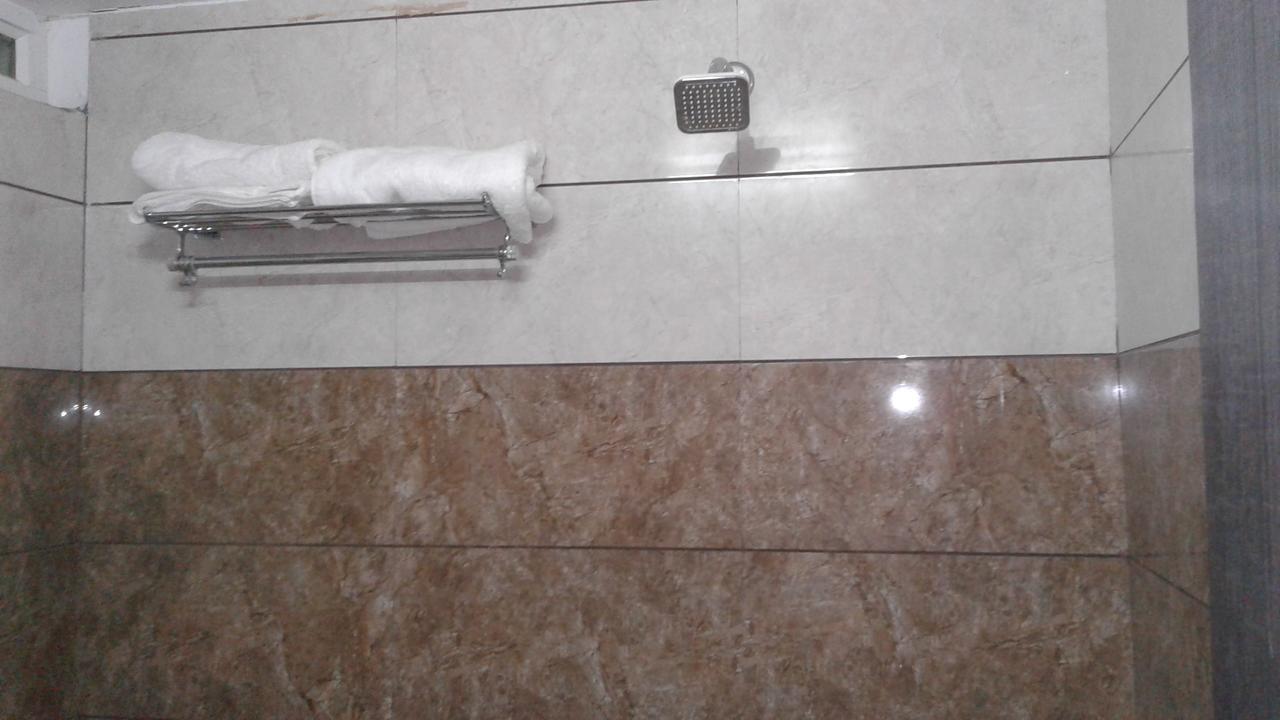 Sankeshvar Hotel The Grand Parshwanath מראה חיצוני תמונה